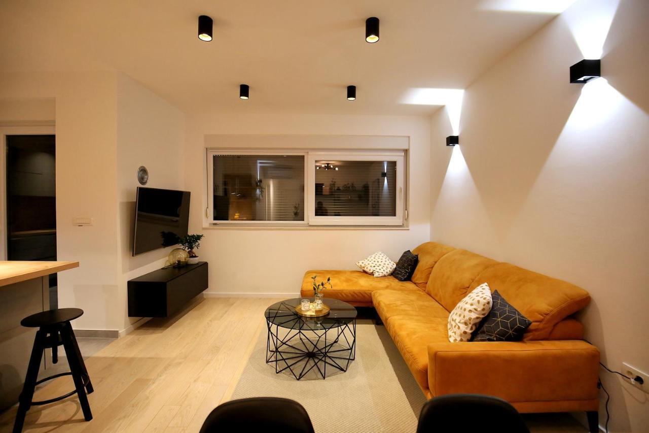 Apartamento Esso Private Roof Terrace Zadar Exterior foto